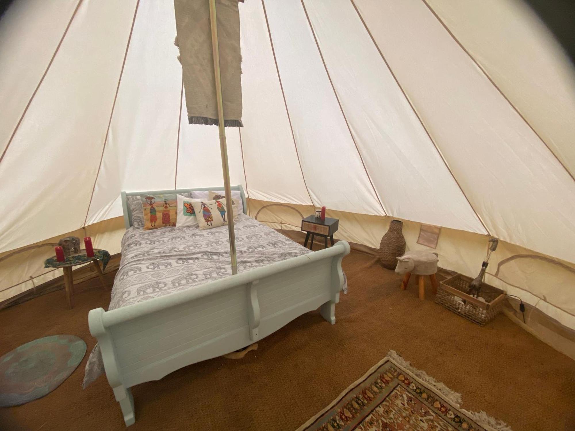 Secret Garden Glamping African Themed Tent Newark upon Trent Екстериор снимка